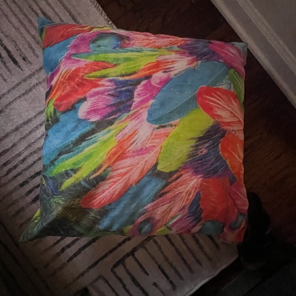 Macodesign matching peacock feather throw pillows European collection - Picture 4 of 8